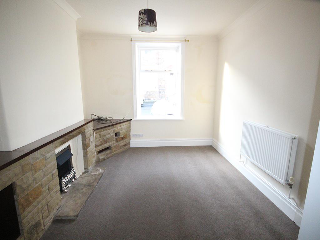 2 bedroom mid terrace house To Let in Barnoldswick - 2016-12-14 11.51.03.jpg